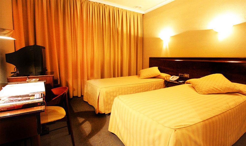 อ็อกซิเดนตัล บีโก Hotel วิโก ห้อง รูปภาพ